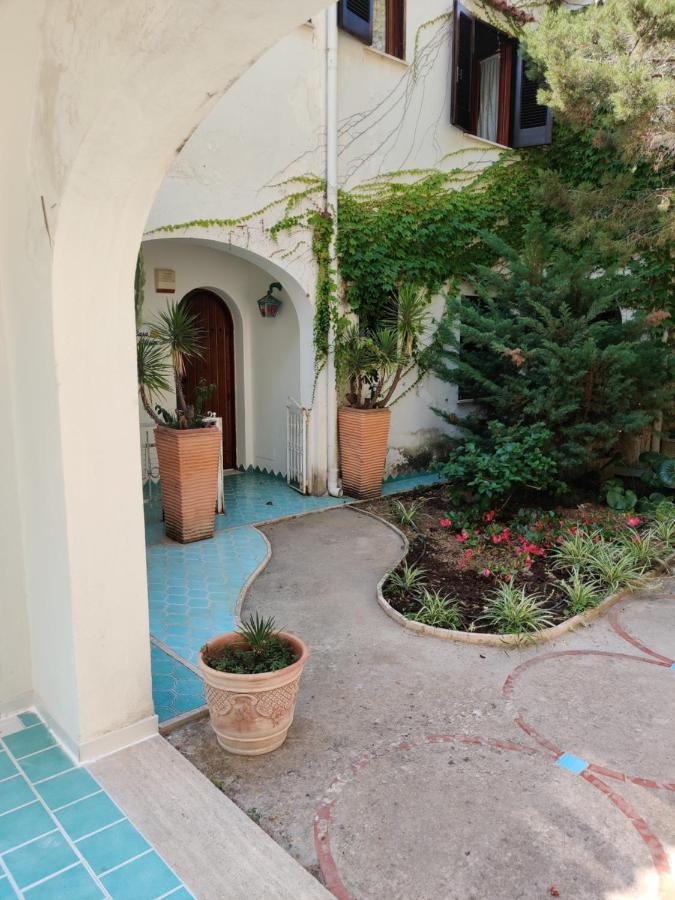 Ferienwohnung Casa La Scogliera Praiano Exterior foto