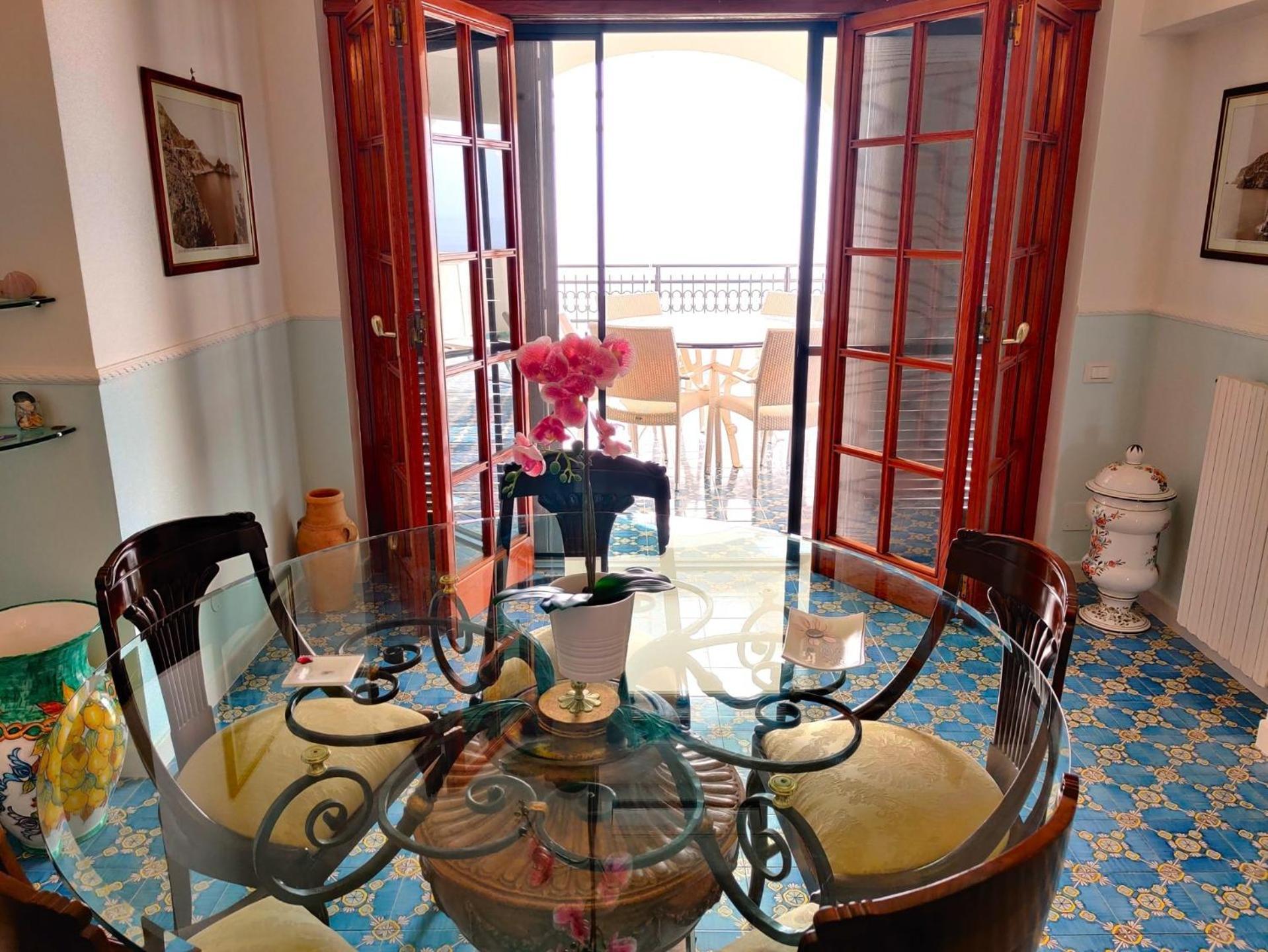 Ferienwohnung Casa La Scogliera Praiano Exterior foto