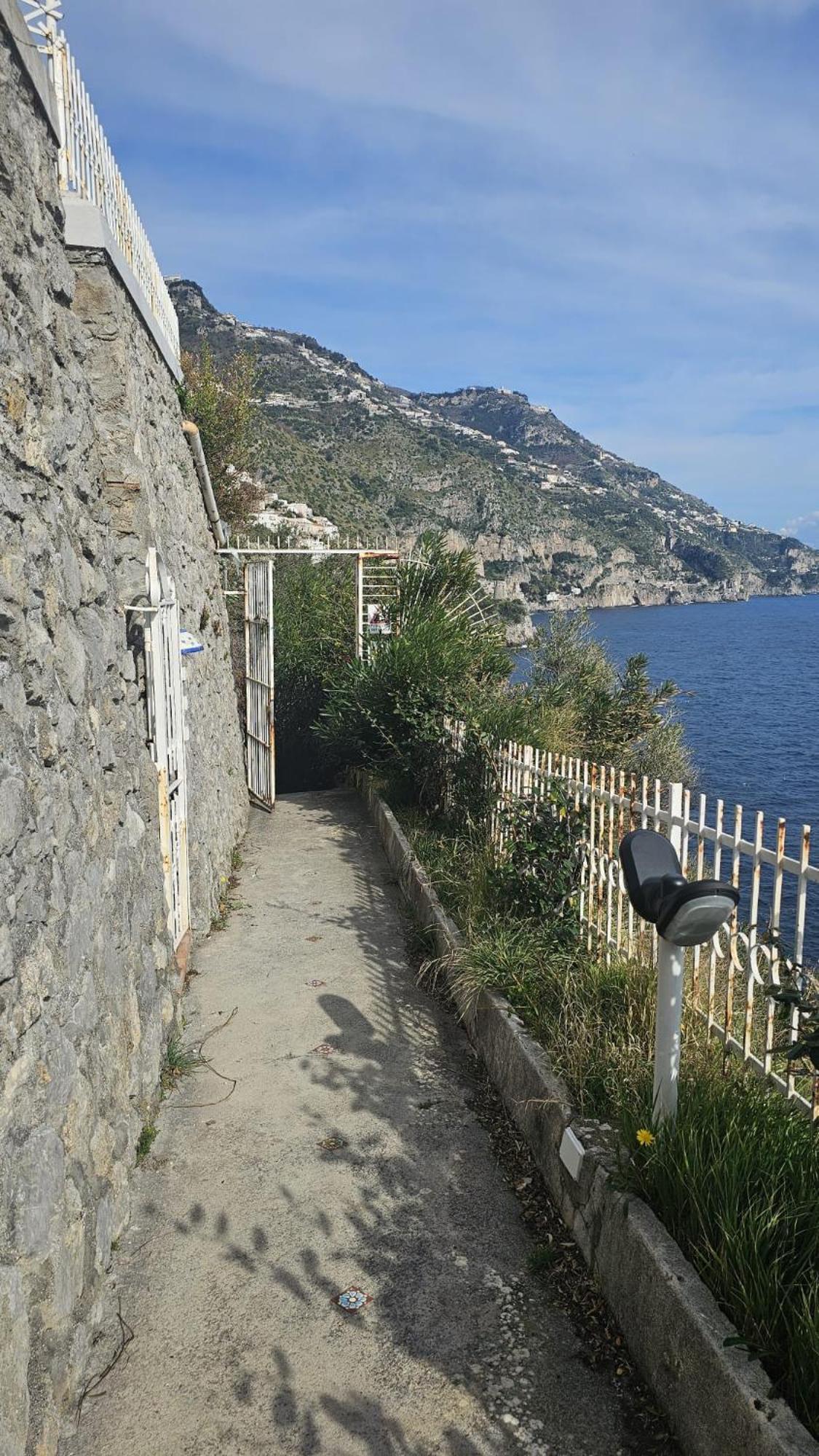 Ferienwohnung Casa La Scogliera Praiano Exterior foto